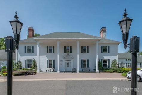 487 Somerset Lane Monroe NJ 08831