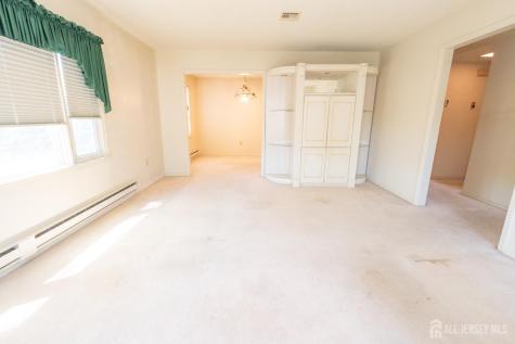 487 Somerset Lane Monroe NJ 08831