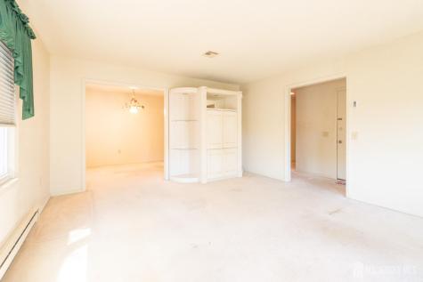 487 Somerset Lane Monroe NJ 08831