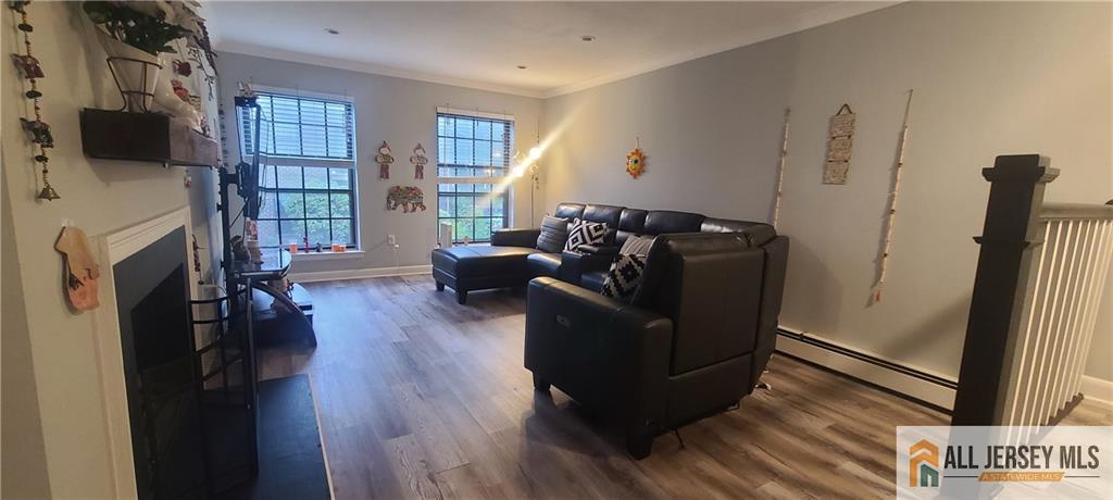 323 Gill Lane Iselin NJ 08830