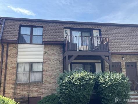 202 N Oaks Boulevard N North Brunswick NJ 08902