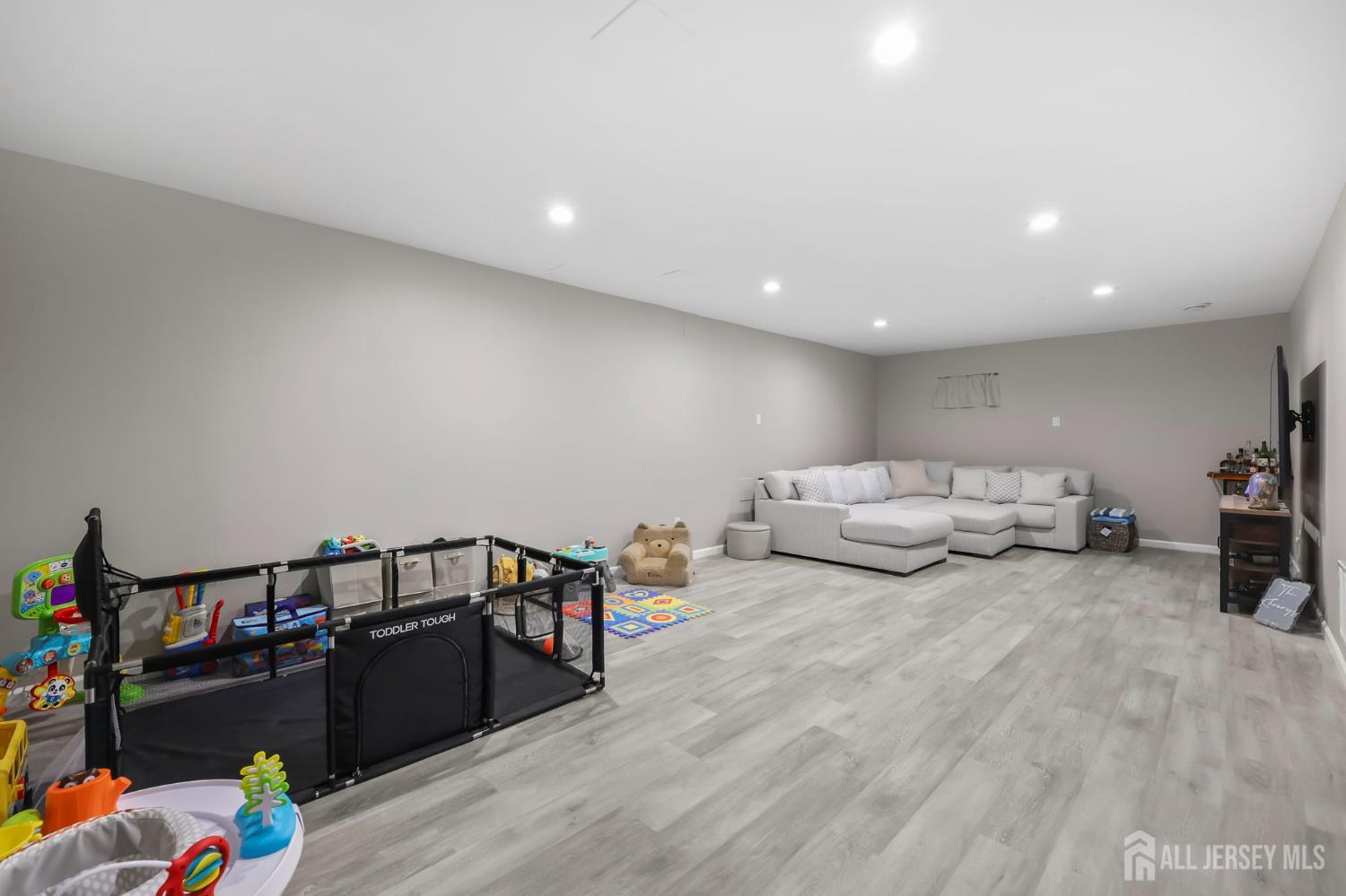 2202 Timber Ridge Court Parlin NJ 08859