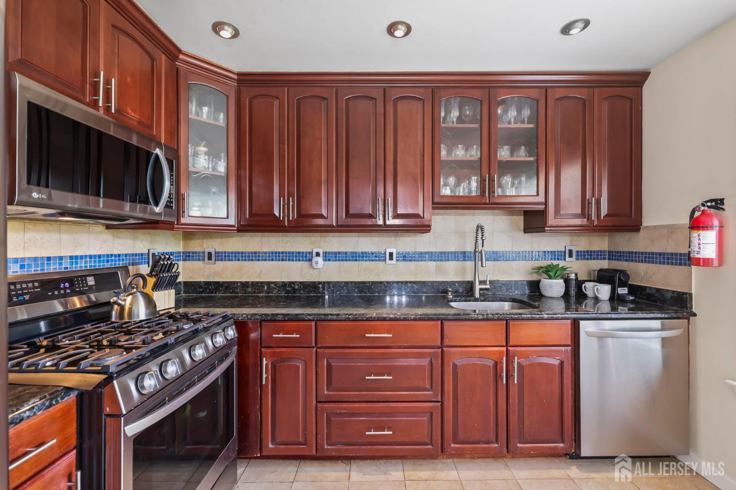 2202 Timber Ridge Court Parlin NJ 08859