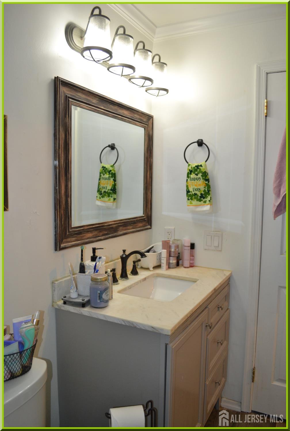 71 Eton Way Franklin NJ 08873