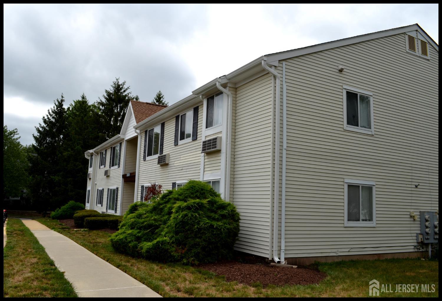 71 Eton Way Franklin NJ 08873