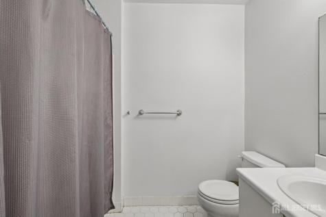 1608 Cypress Lane East Brunswick NJ 08816