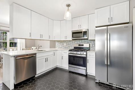1608 Cypress Lane East Brunswick NJ 08816