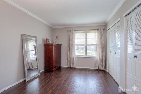 88 Crabapple Lane Franklin NJ 08823