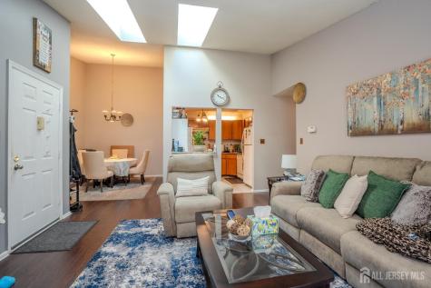 88 Crabapple Lane Franklin NJ 08823