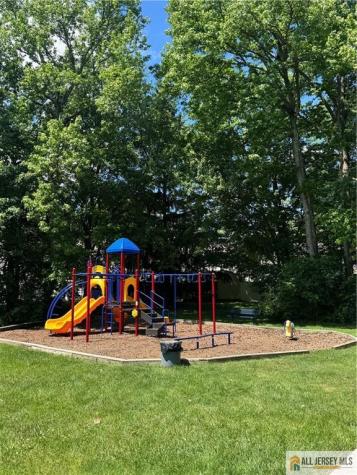 35 Foxtail Lane South Brunswick NJ 08852