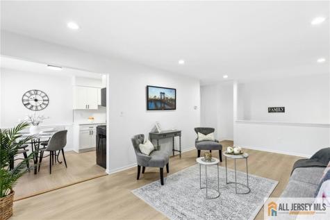 121 Beverly Hills Terrace Woodbridge Proper NJ 07095