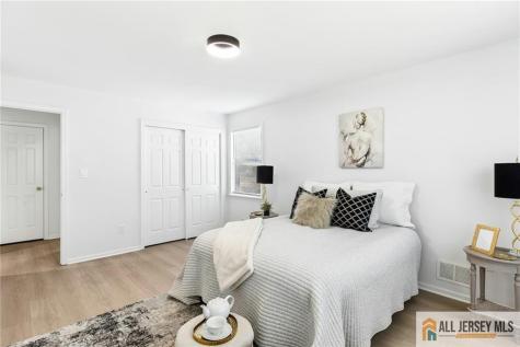 121 Beverly Hills Terrace Woodbridge Proper NJ 07095