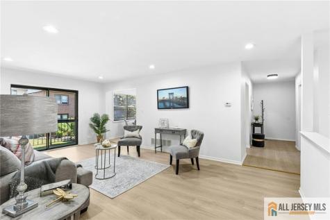 121 Beverly Hills Terrace Woodbridge Proper NJ 07095