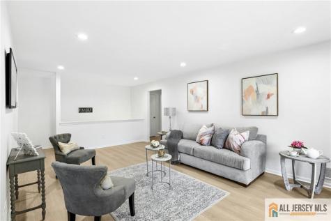 121 Beverly Hills Terrace Woodbridge Proper NJ 07095