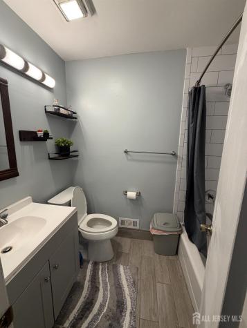 455 Harwick Court Piscataway NJ 08854