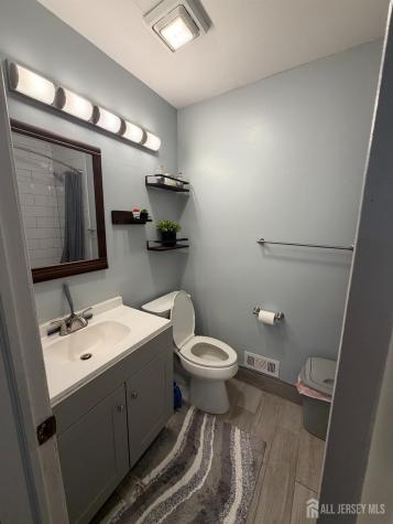 455 Harwick Court Piscataway NJ 08854
