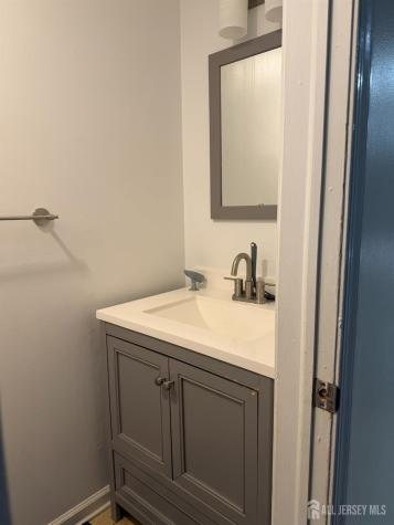 455 Harwick Court Piscataway NJ 08854