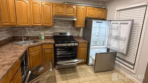 455 Harwick Court Piscataway NJ 08854