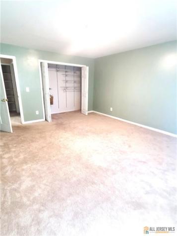 117 Cricket Lane Woodbridge Proper NJ 07095
