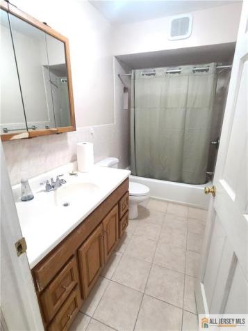 117 Cricket Lane Woodbridge Proper NJ 07095