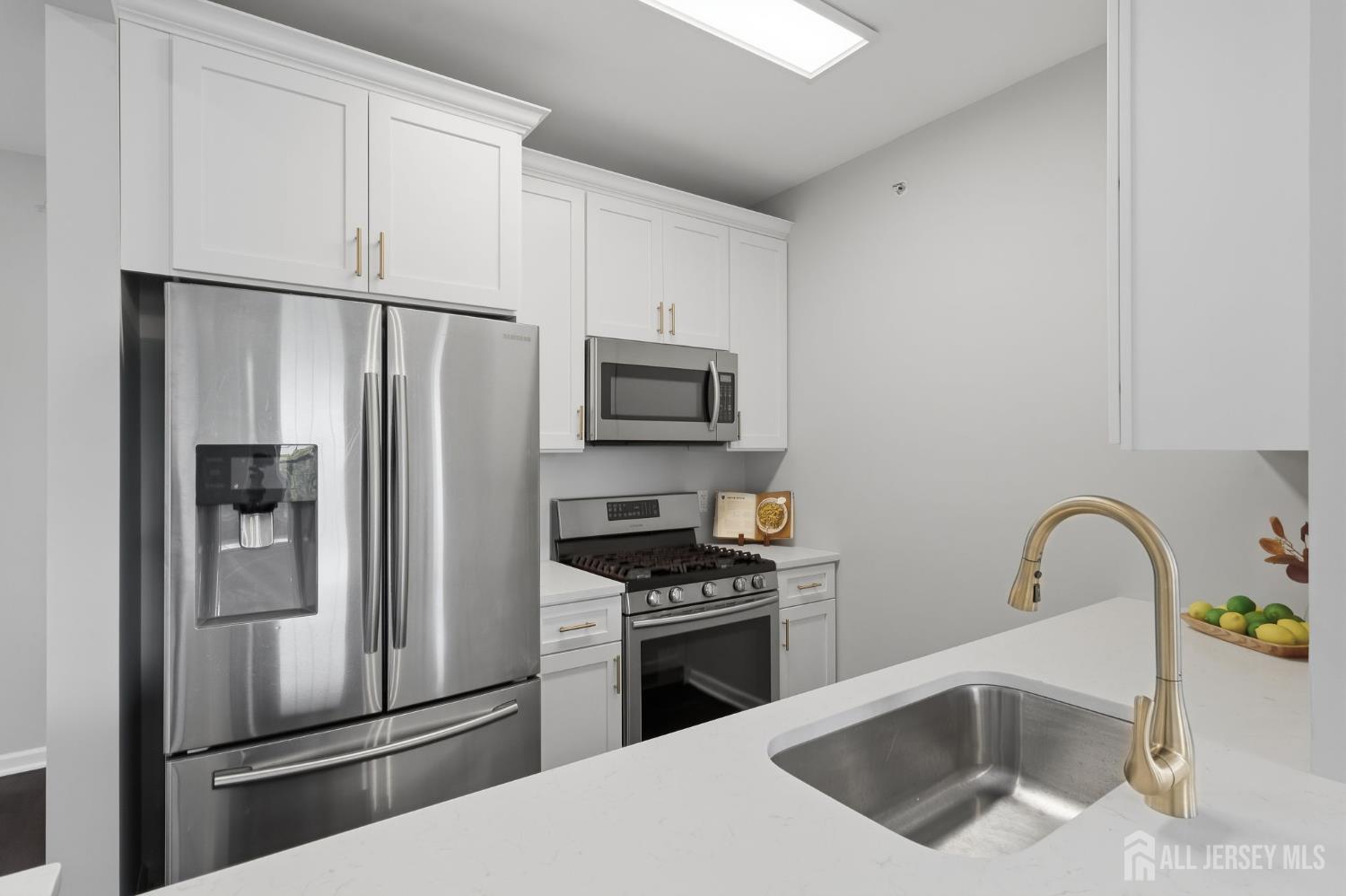 648 Strassle Way South Plainfield NJ 07080