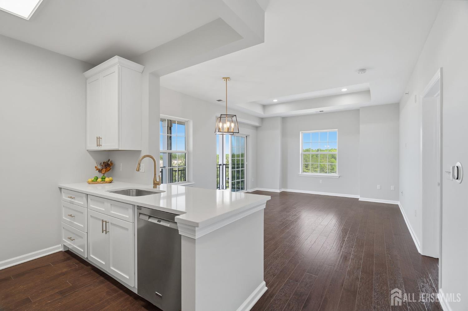 648 Strassle Way South Plainfield NJ 07080