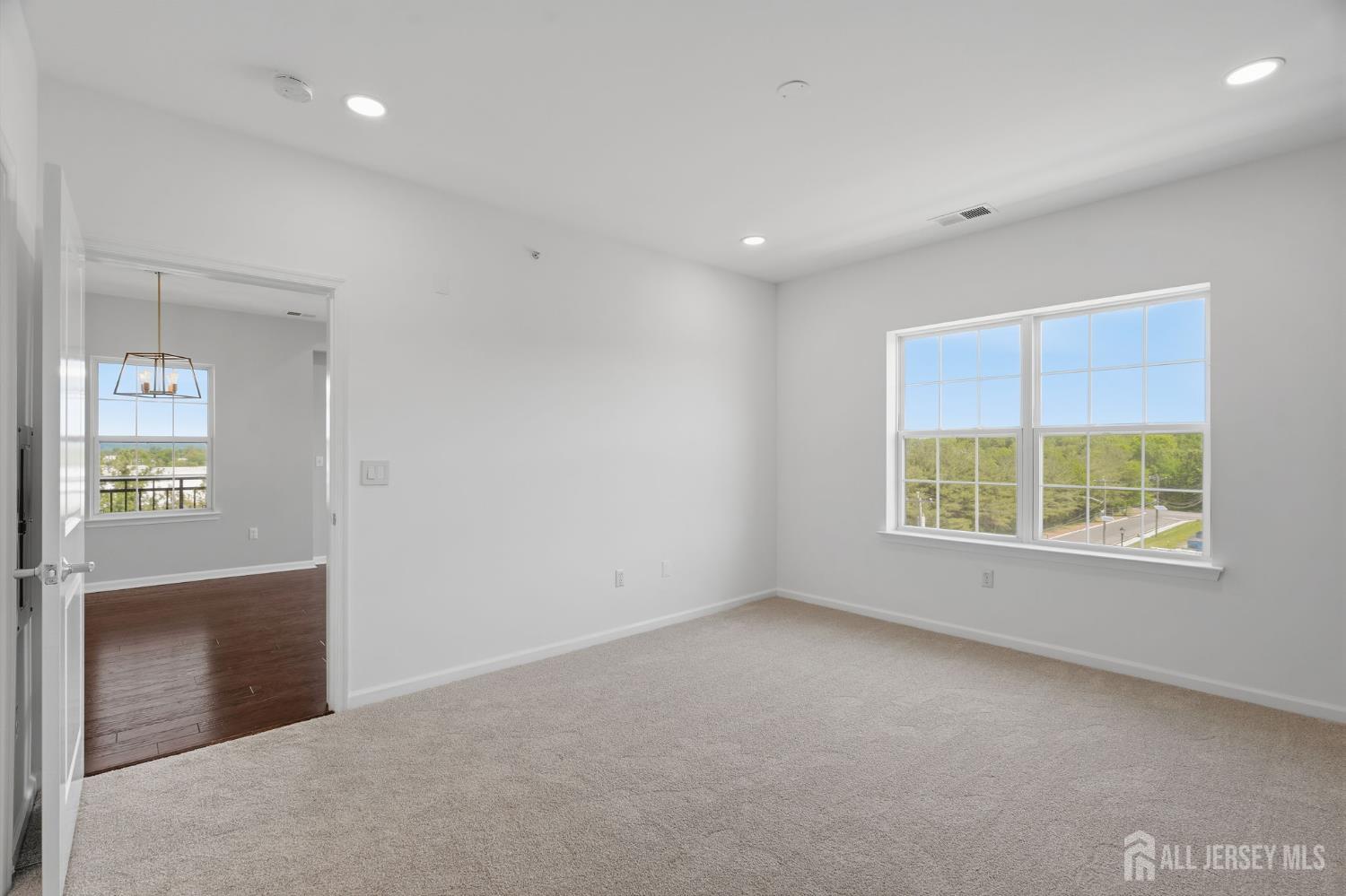648 Strassle Way South Plainfield NJ 07080