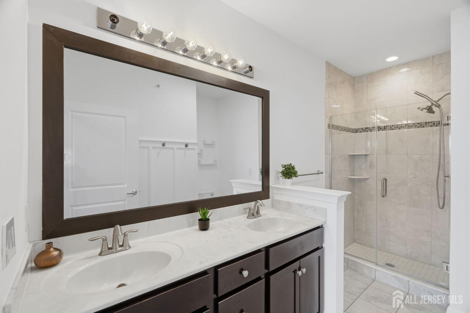648 Strassle Way South Plainfield NJ 07080