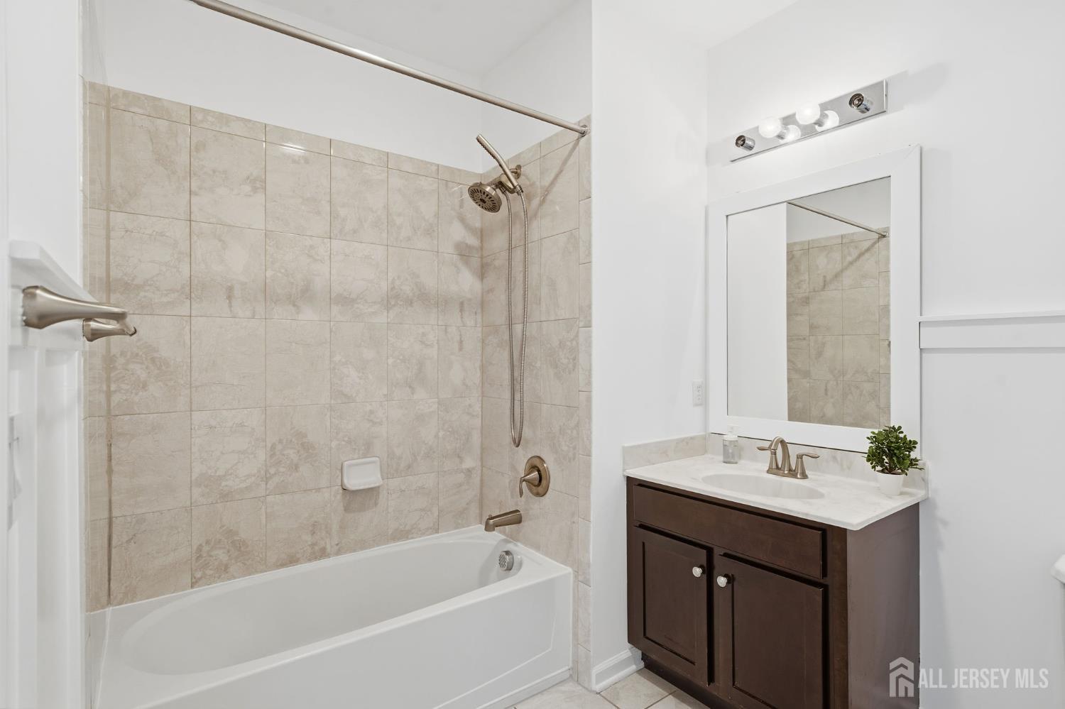 648 Strassle Way South Plainfield NJ 07080