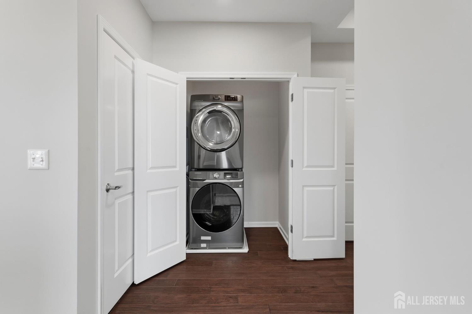 648 Strassle Way South Plainfield NJ 07080