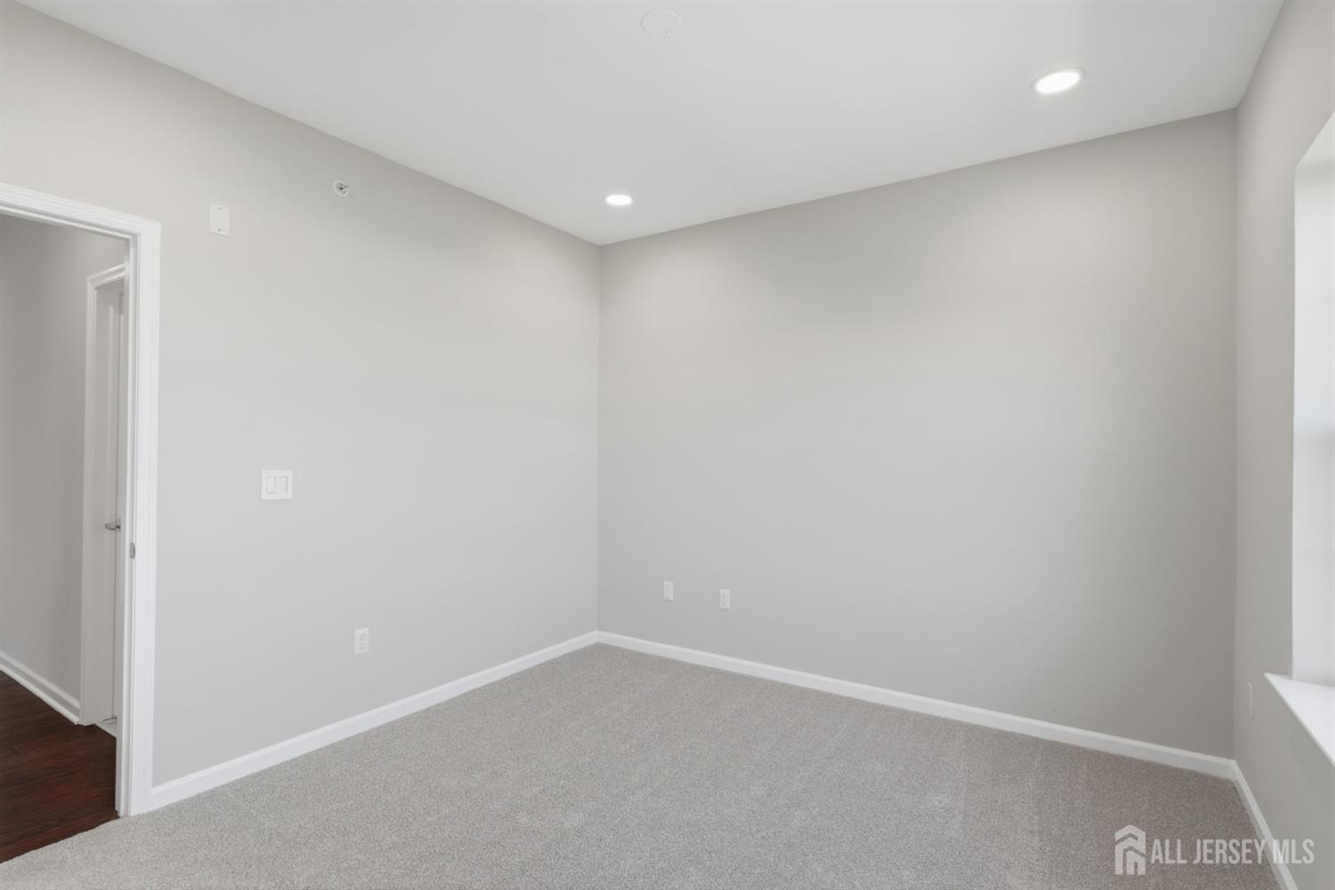 648 Strassle Way South Plainfield NJ 07080
