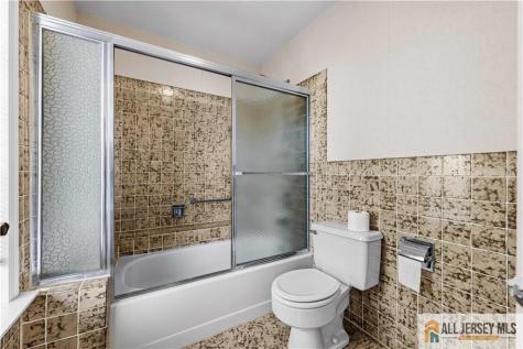 2 Ethan Allen Drive Monroe NJ 08831