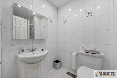 2 Ethan Allen Drive Monroe NJ 08831