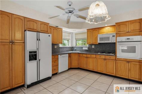 2 Ethan Allen Drive Monroe NJ 08831