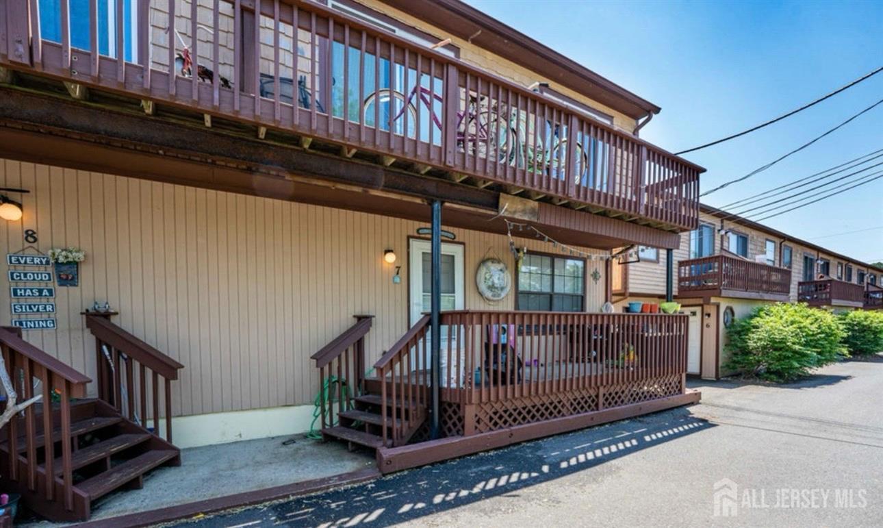 68 5th Street Highlands NJ 07732