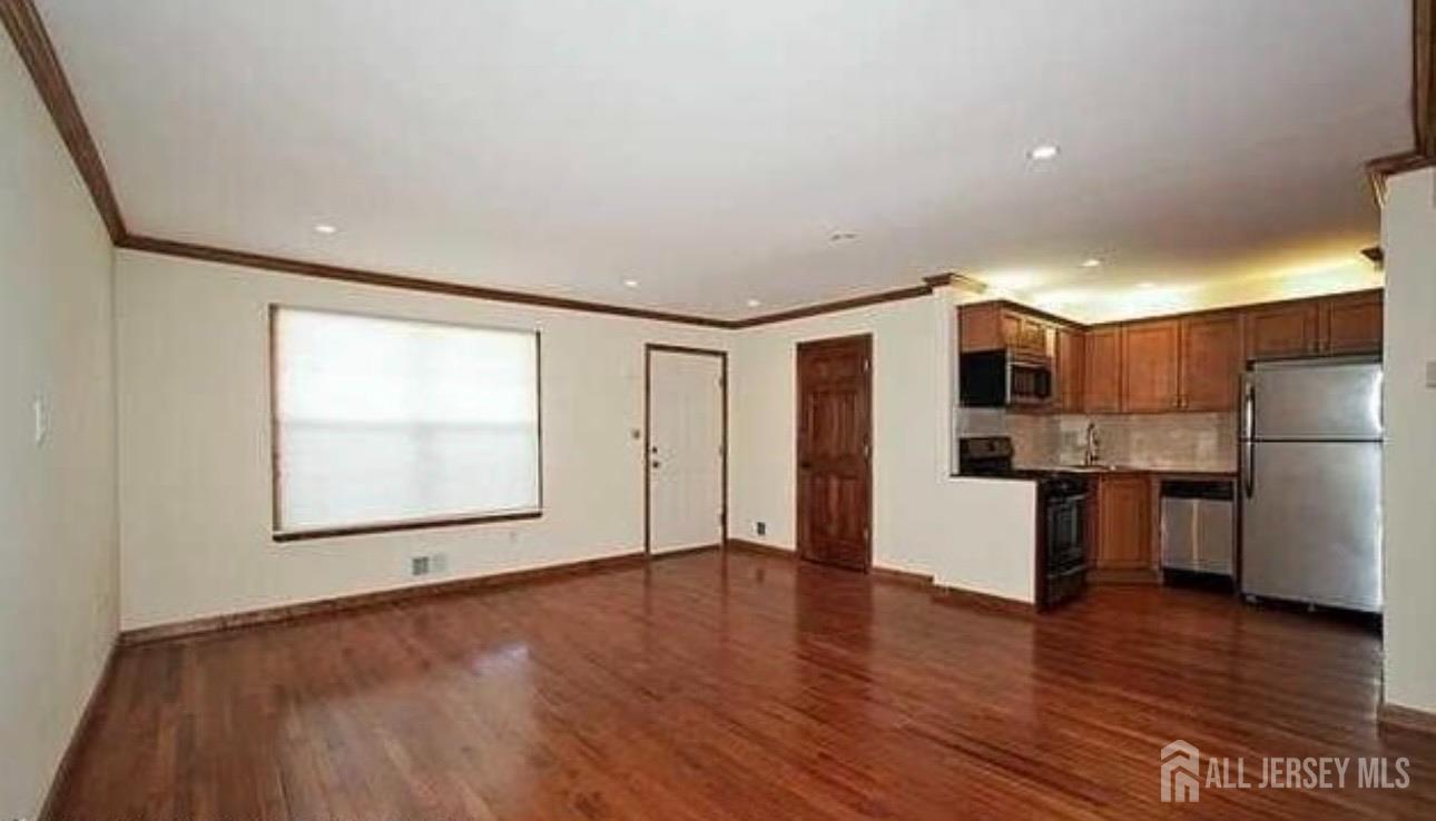 68 5th Street Highlands NJ 07732