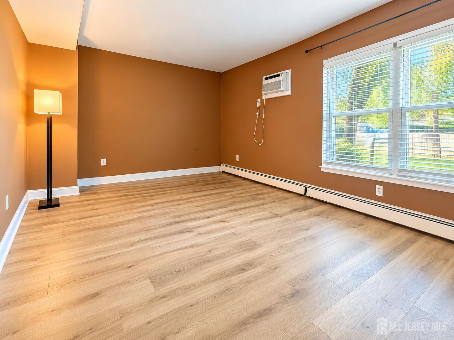 289 Main Street Spotswood NJ 08884