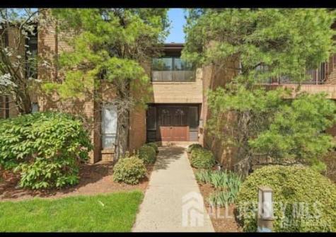 262 Willowbrook Drive North Brunswick NJ 08902