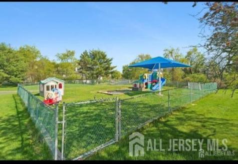 262 Willowbrook Drive North Brunswick NJ 08902