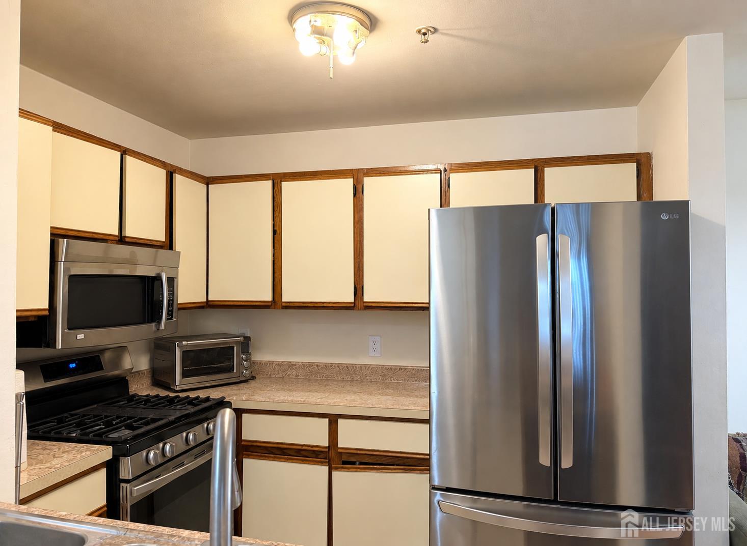 13 Equestrian Court Tinton Falls NJ 07753