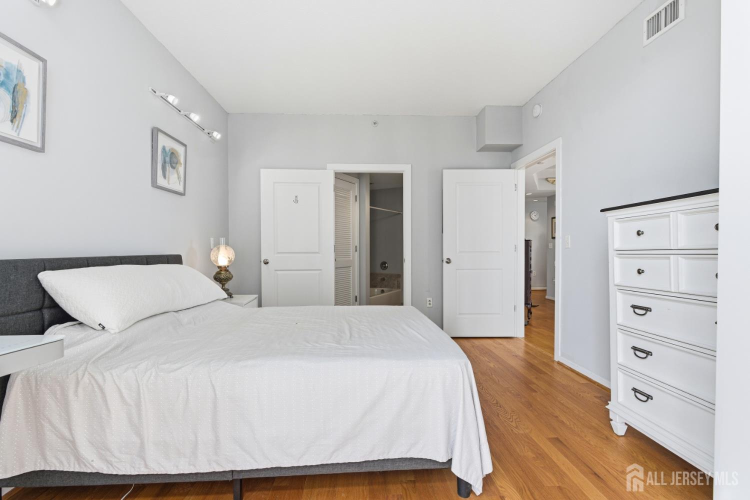 20 Livingston Avenue New Brunswick NJ 08901