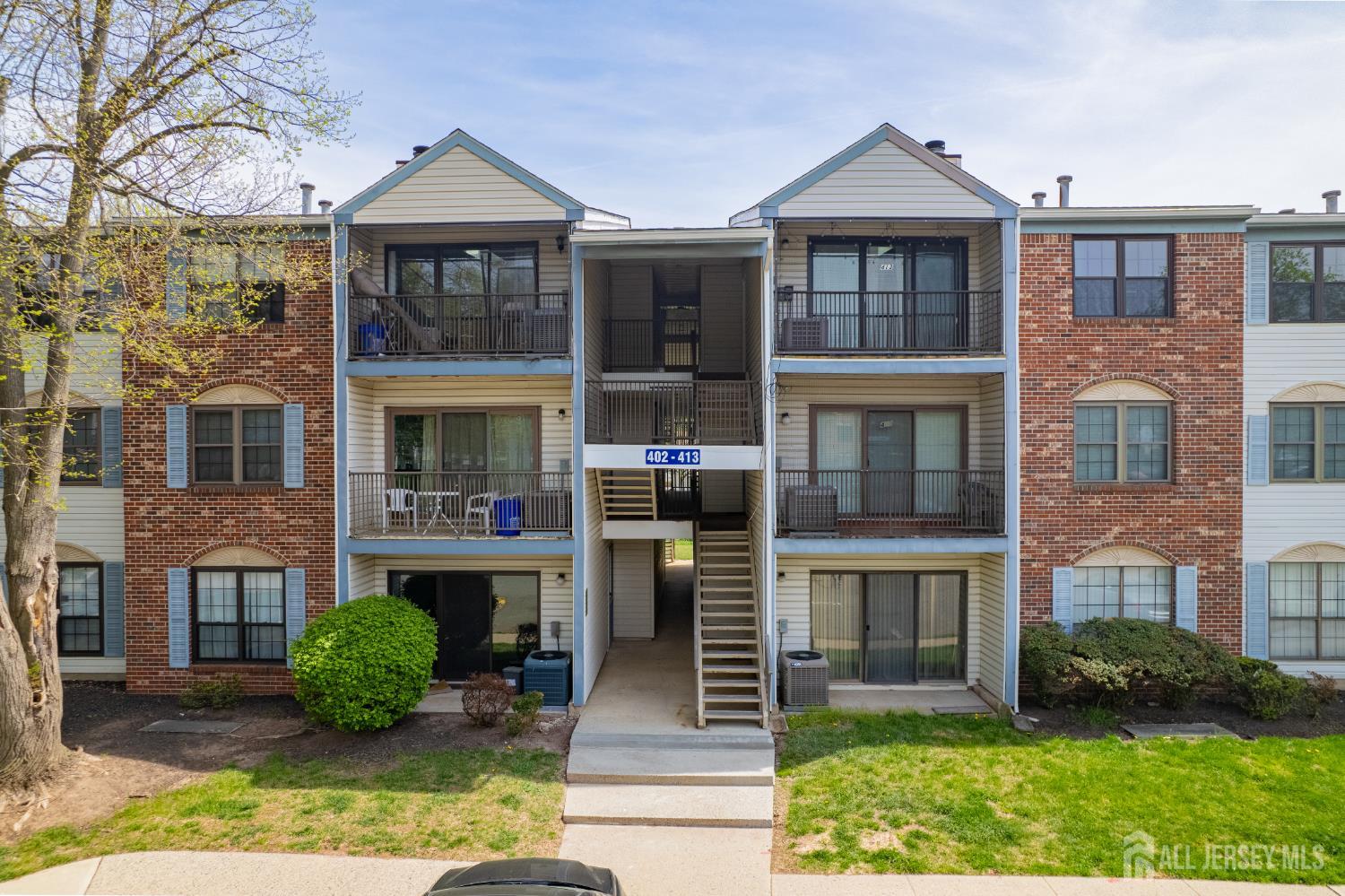 407 Lancaster Court Piscataway NJ 08854