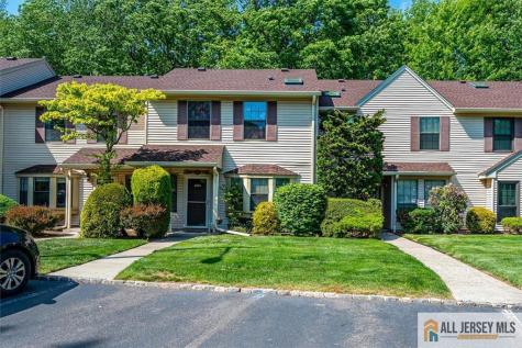 2704 Cricket Circle Edison NJ 08820