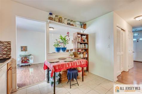 2704 Cricket Circle Edison NJ 08820