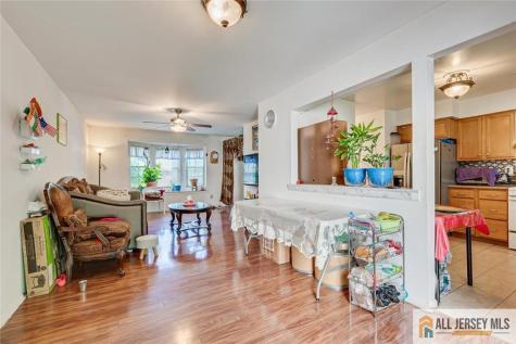 2704 Cricket Circle Edison NJ 08820