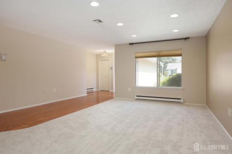 362 Union Drive Monroe NJ 08831