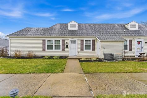 205 Madison Lane Monroe NJ 08831