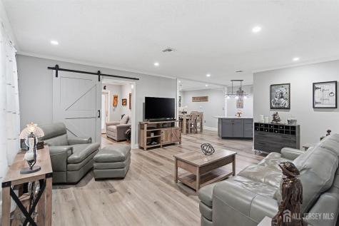 205 Madison Lane Monroe NJ 08831