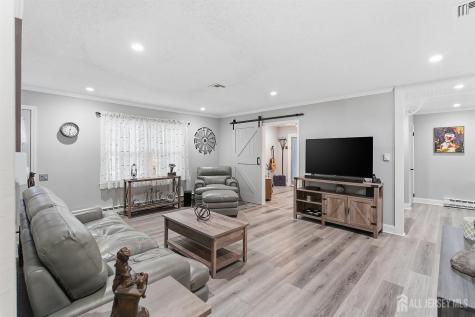 205 Madison Lane Monroe NJ 08831