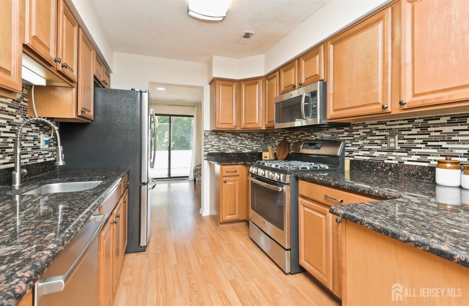 241 Hampshire Drive Plainsboro NJ 08536